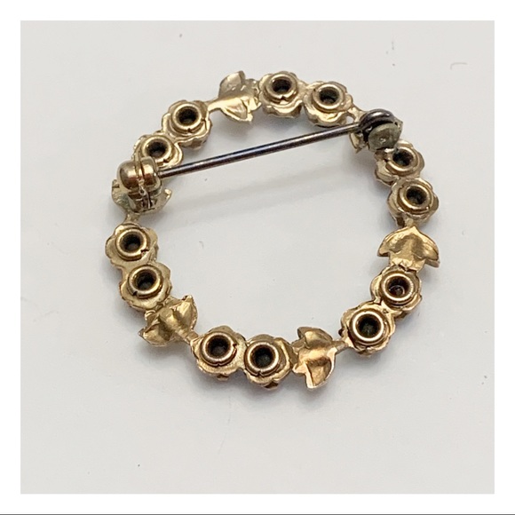 Vintage MCM dainty aurora Borealis rhinestone small  wreath brooch pin - Picture 9 of 10